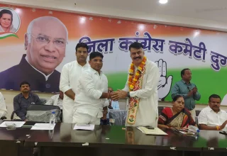 छत्तीसगढ़ में भूपेश बघेल के नेतृत्व वाली कांग्रेस सरकार रिपीट होने वाली थी, भाजपा और चुनाव आयोग ने मिलकर किए वोट चोरी : राजेश ठाकुर