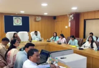 समय-सीमा की बैठक में लंबित प्रकरणों की समीक्षा, योजनाओं में तेजी लाने के निर्देश