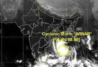 चक्रवाती तूफान पहुंचा विशाखापट्टनम के करीब, 170 किलोमीटर दूर सक्रिय, 28 की दोपहर तक छुएगा समुद्र तट, अगले दिन यानी 29 की शाम तक पहुंचेगा रायपुर, देखिए पूरी खबर